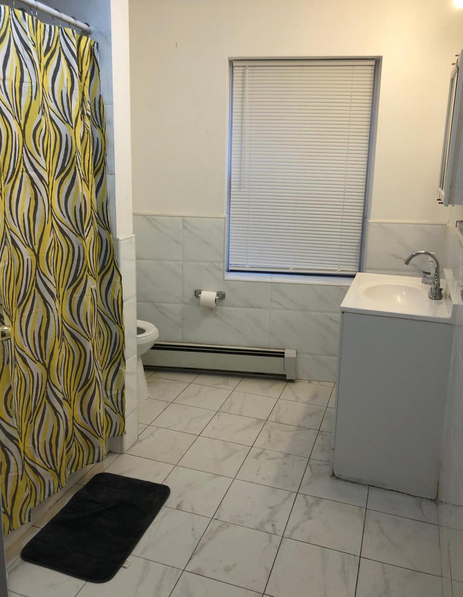 Large And Private Apartment Can Sleep Up To 8 People Comfortably With Direct Nyc Manhattan Train Only 5 Minute Walk Away Элизабет Экстерьер фото